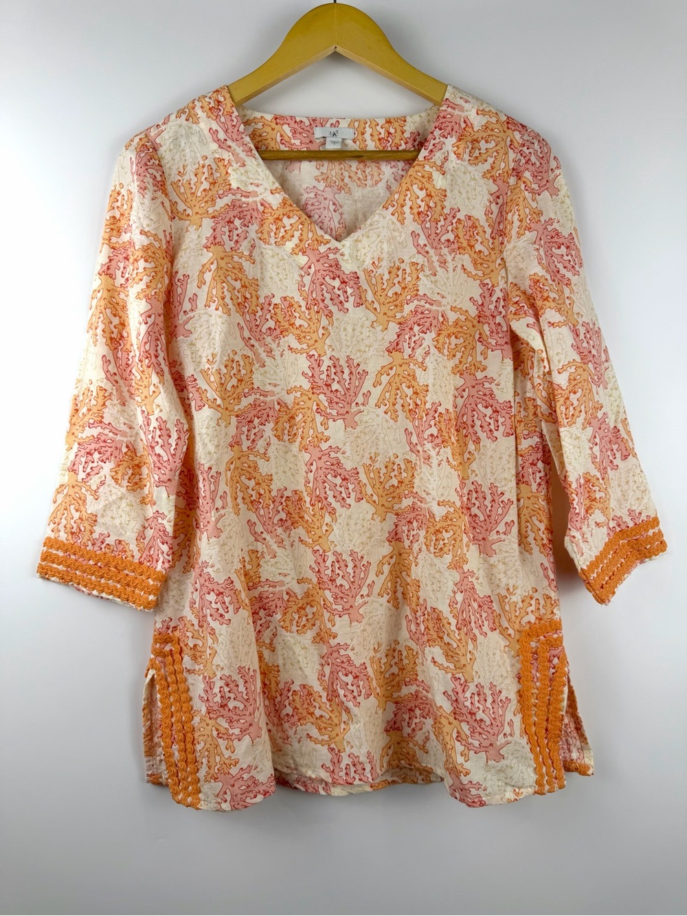 J.Jill Coral Reef Print Linen Blend Tunic Top V-Neck Trim Detail Boho Coastal